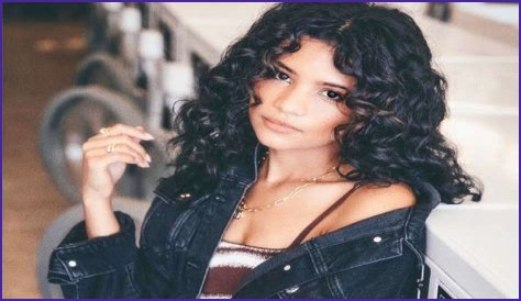 Nikki Rodriguez Bio, Age, Height, Boyfriend, Net Worth